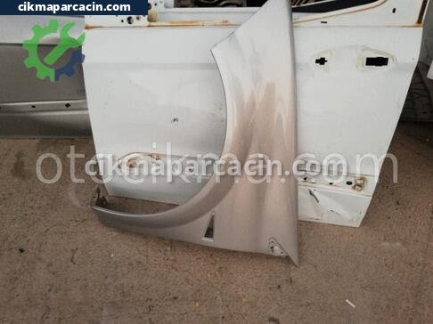 Renault Megane Sol Ön Çamurluk çıkma parça