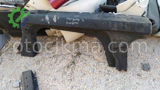 Renault Megane Sağ Ön Marşpiyel Sacı çıkma parça