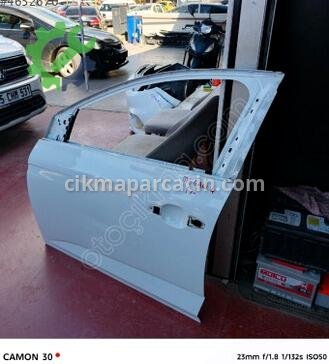 Renault Megane Sol Ön Kapı çıkma parça