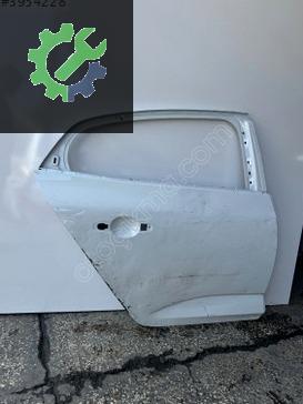 Renault Megane Arka Kapı çıkma parça