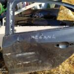 Megan 4 sol arka kapı