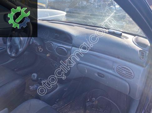 Renault Megane Torpido çıkma parça