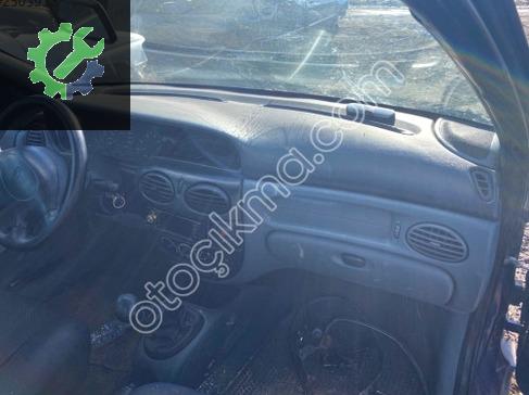 Renault Megane Torpido çıkma parça
