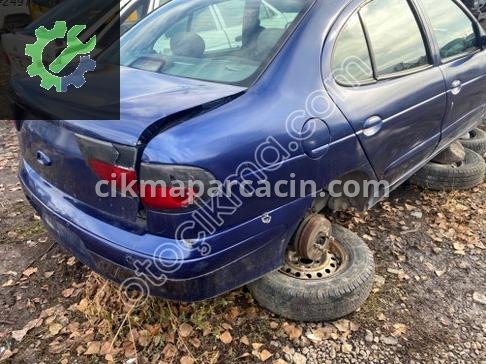 Renault Megane Sağ Arka Çamurluk çıkma parça