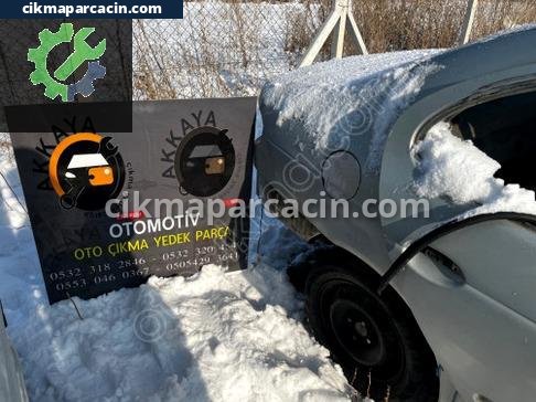 Renault Megane Sağ Arka Çamurluk çıkma parça