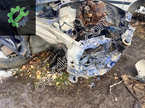 Renault Megane Sağ Ön Taşıyıcı çıkma parça