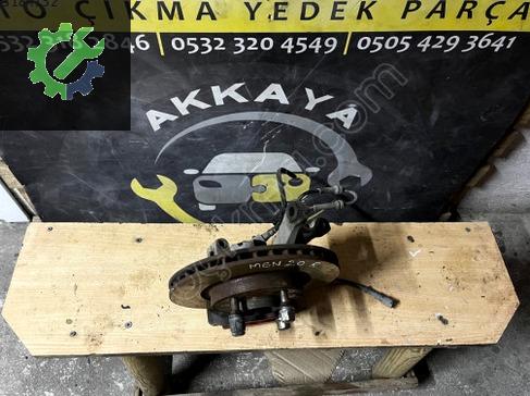 Renault Megane Sağ Taşıyıcı çıkma parça