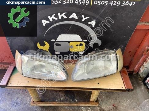 Renault Megane Sol Ön Far çıkma parça