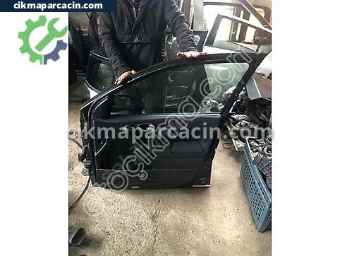 Renault Megane Sağ Ön Kapı çıkma parça