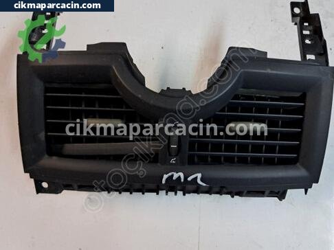 Renault Megane Kalorifer çıkma parça