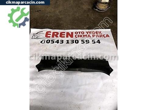 Renault Megane Bagaj Plastiği çıkma parça