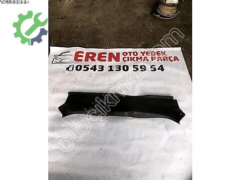 Renault Megane Bagaj Plastiği çıkma parça