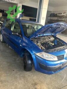 Megane 2 ön set panel kaput