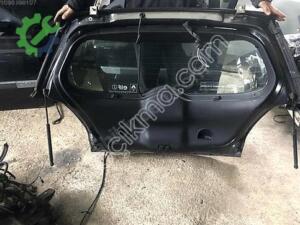 Megane 2 Renault Arka Bagaj – Oto Çıkma Parçaları