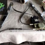 MEGANE 2 SAĞ ÖN KAPI CAM KRİKOSU ELEKTRİKLİ  ORJ ÇIKMA