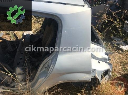 Renault Megane Sol Arka Çamurluk çıkma parça