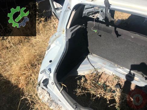 Renault Megane Sol Arka Çamurluk çıkma parça