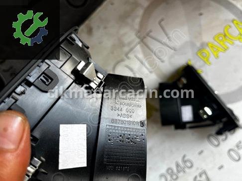 Renault Megane Kalorifer Izgarası 687501810R çıkma parça