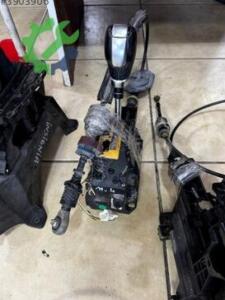 Renault Megane Orijinal Çıkma Vites Mekanizması