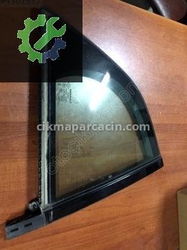 Renault Megane Sağ Arka Kelebek Camı 822209285R çıkma parça