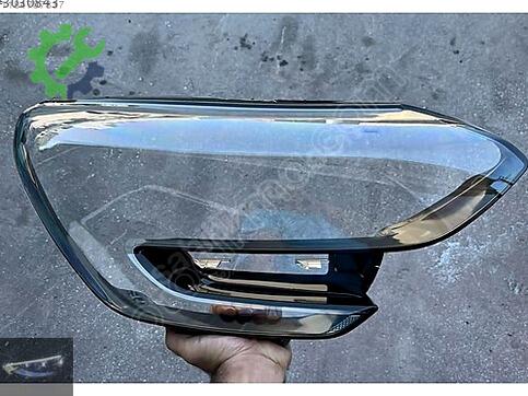 Renault Megane Sağ Ön Far çıkma parça