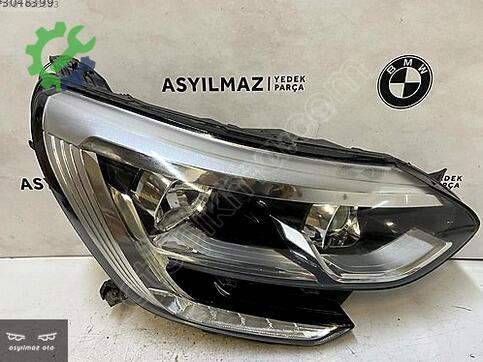 Renault Megane Sağ Ön Far çıkma parça