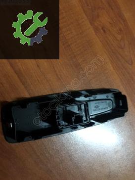 Renault Megane Sağ Ön Kapı 809805274R çıkma parça
