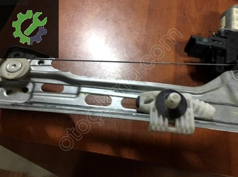 Renault Megane Sağ Ön Kapı 807206746R çıkma parça