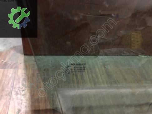 Renault Megane Sağ Ön Kapı Camı 1564879 çıkma parça