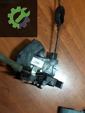 Renault Megane Sağ Ön Kapı Kilidi 805023997R çıkma parça