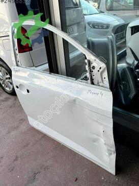 Renault Megane Sağ Ön Kapı çıkma parça