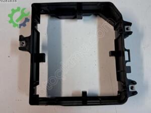 MEGANE 4 SİGORTA KUTU ÇERÇEVESİ