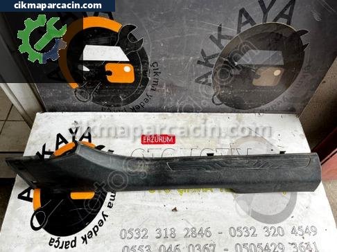 Renault Megane Eşik Kaplaması çıkma parça