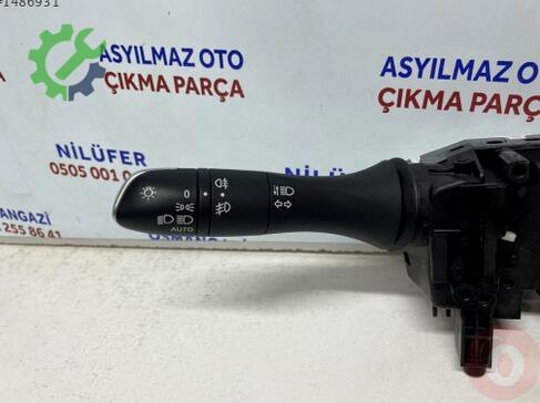 Renault Megane Sinyal Kolu 255678134R çıkma parça