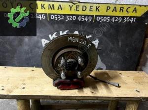 Megane Sağ ön Fren Merkezi Kaliper 2.0 Motor Orjinal Çıkma