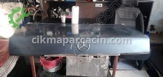 Mercedes-Benz 300 Kaput çıkma parça