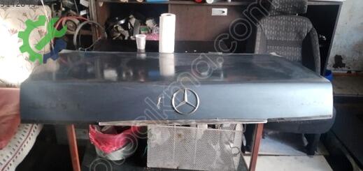 Mercedes-Benz 300 Kaput çıkma parça