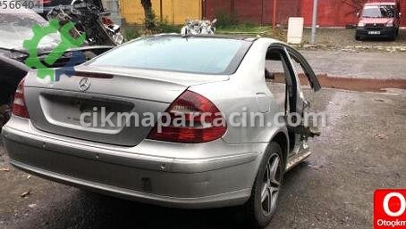Mercedes-Benz E Serisi Tavan Sacı çıkma parça