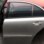 Mercedes 211 sol arka kapı gri hatasız dolu orjinal 211 sol