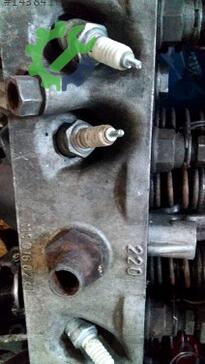Mercedes-Benz 220 Silindir Kapağı çıkma parça