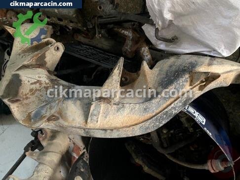 Mercedes-Benz 280 Arka Dingil çıkma parça