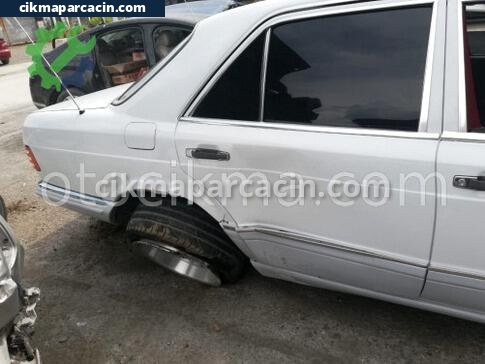 Mercedes-Benz 300 Plakalık çıkma parça