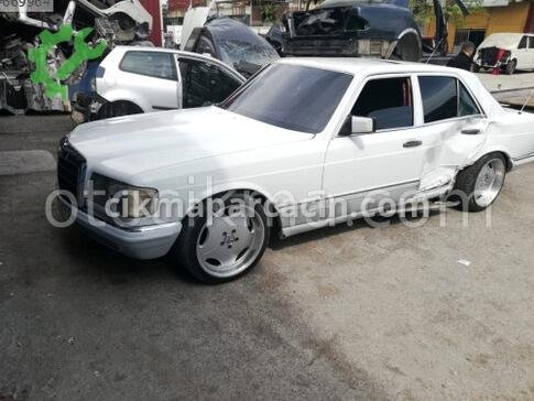 Mercedes-Benz 300 Plakalık 300SEL çıkma parça