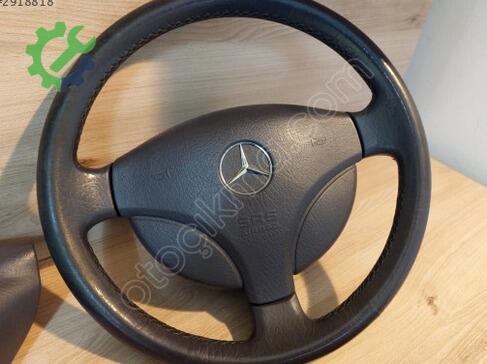 Mercedes-Benz A Serisi Direksiyon Simidi çıkma parça
