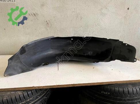 Mercedes-Benz A Serisi Davlumbaz çıkma parça