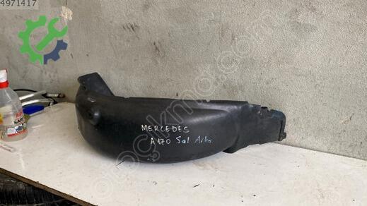 Mercedes-Benz A Serisi Davlumbaz çıkma parça