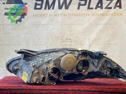 Mercedes-Benz A Serisi Sağ Ön Far çıkma parça