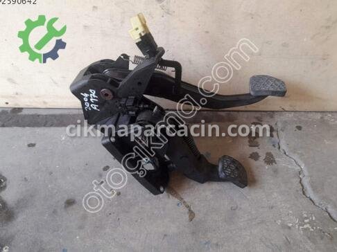 Mercedes-Benz A Serisi Pedal çıkma parça