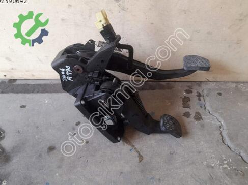 Mercedes-Benz A Serisi Pedal çıkma parça