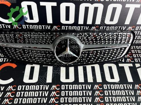 Mercedes-Benz A Serisi Ön Panjur 1768807500 çıkma parça